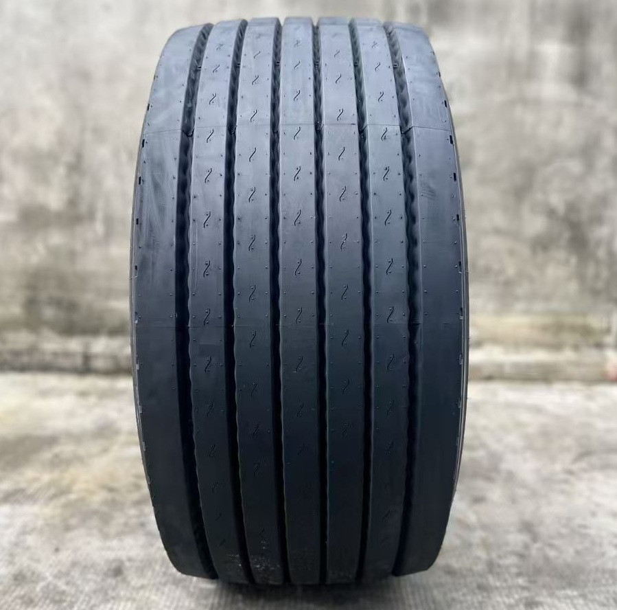 Anvelope  445/45R19,5 164J AVANTECH TRL1000