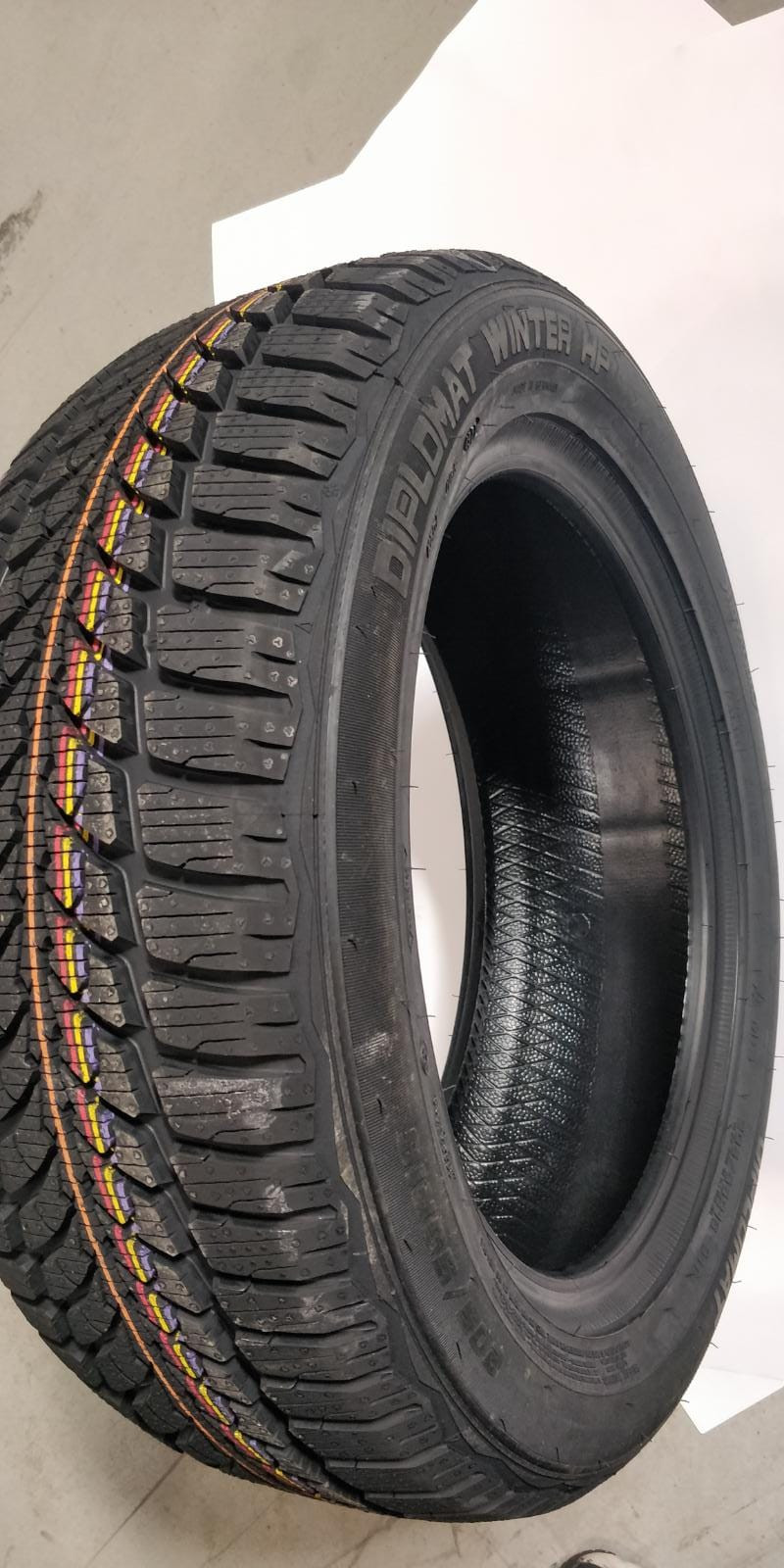 Anvelope IARNA 195/65 R15 91H DIPLOMAT MADE BY GOODYEAR WINTER HP